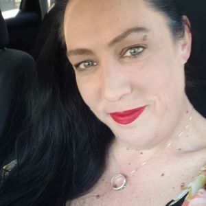 Meet your Posher, Sherry